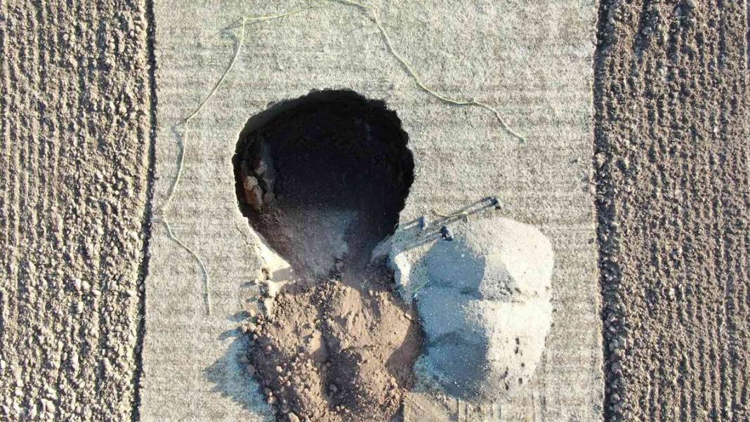 Esrarengiz göçük dehşeti şimdi de o ilimizde! Görenler gözlerine inanamadı: Türkiye'yi tehdit eden tehlike büyüyor 7